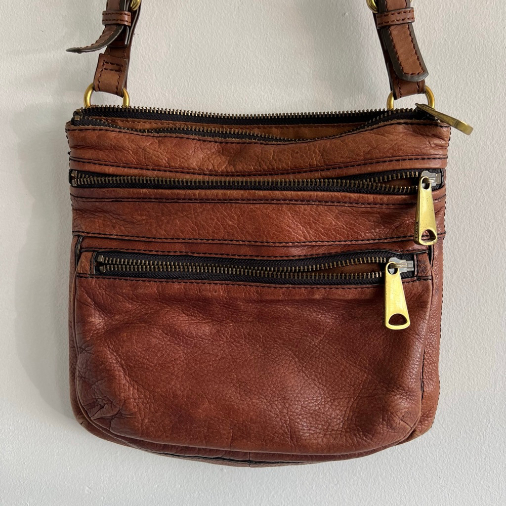 Fossil Brown Leather Crossbody Bag One Size with Gold Hardware